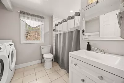 402-402A Holmes St, Halifax, MA 02338 - Photo 16