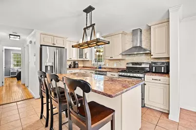 402-402A Holmes St, Halifax, MA 02338 - Photo 10