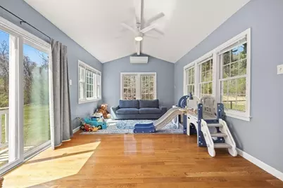 402-402A Holmes St, Halifax, MA 02338 - Photo 22