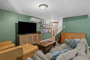 9 Williams St, Dudley, MA 01571 - Photo 18