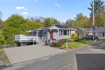 9 Williams St, Dudley, MA 01571 - Photo 2