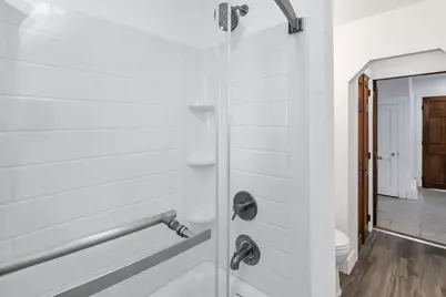 69 Lilley Ave, Lowell, MA 01850 - Photo 18