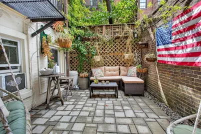 130 Myrtle St, Boston, MA 02114 - Photo 10
