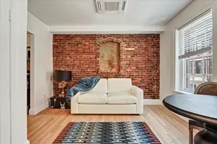 130 Myrtle St, Boston, MA 02114 - Photo 6