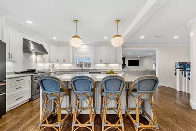969 Greendale Ave, Needham, MA 02492 - Photo 8