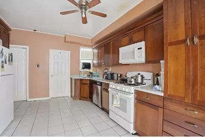 19 Hayes Street, Framingham, MA 01702 - Photo 4