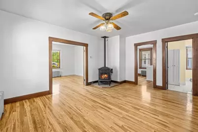 11 Marion St, Uxbridge, MA 01569 - Photo 10