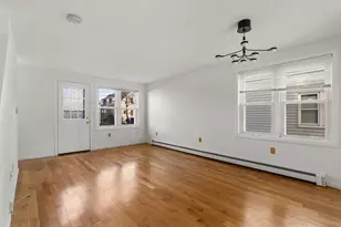 22 Mt Vernon, Boston, MA 02125 - Photo 4