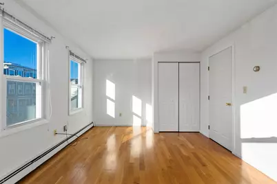 22 Mt Vernon #B, Boston, MA 02125 - Photo 10