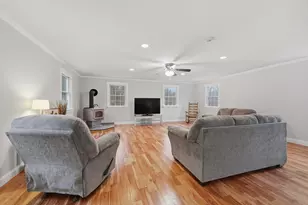 324 W Sutton Rd, Sutton, MA 01590 - Photo 4