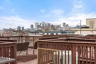 591 E 3rd St, Boston, MA 02127 - Photo 22