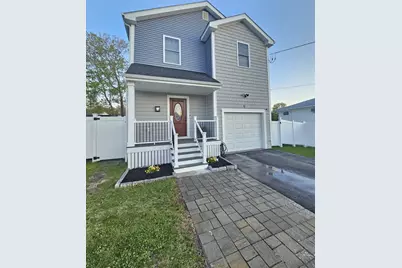 9 Hall St, Webster, MA 01570 - Photo 1