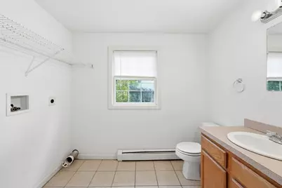 17 Bigelow St, Worcester, MA 01610 - Photo 16