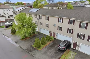17 Bigelow St, Worcester, MA 01610 - Photo 2