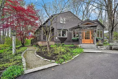 10 Davis Rd, Tyngsborough, MA 01879 - Photo 2