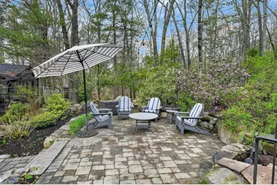 10 Davis Rd, Tyngsborough, MA 01879 - Photo 30