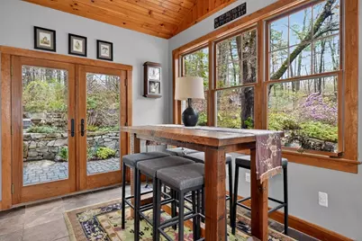 10 Davis Rd, Tyngsborough, MA 01879 - Photo 8