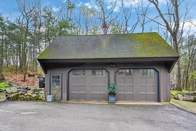 10 Davis Rd, Tyngsborough, MA 01879 - Photo 40