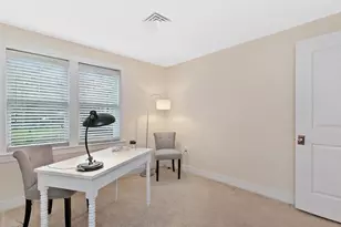 321 Hammond Pond Pkwy, Braintree, MA 02467 - Photo 24