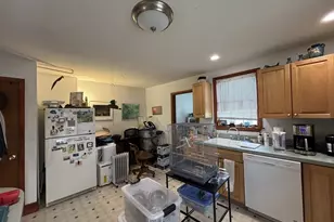 15 Clinton St, Newton, MA 02458 - Photo 8