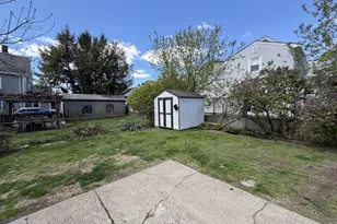 15 Clinton St, Newton, MA 02458 - Photo 18