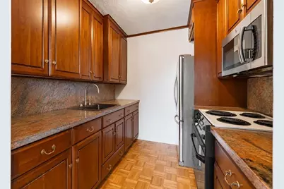 566 Commonwealth #801, Boston, MA 02215 - Photo 8