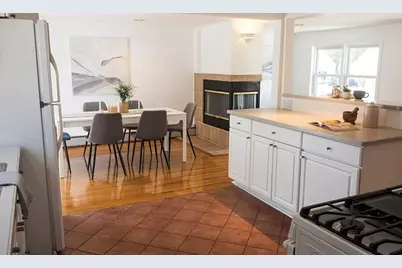 71 Elinor Rd, Newton, MA 02461 - Photo 6