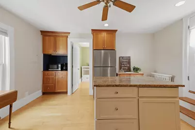 6 Wells Ave #D, Amesbury, MA 01913 - Photo 4