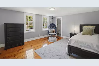 55 Concord St, Holliston, MA 01746 - Photo 32
