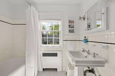 256 Robbins St, Milton, MA 02186 - Photo 22