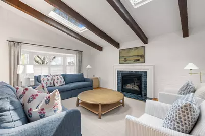 256 Robbins St, Milton, MA 02186 - Photo 6