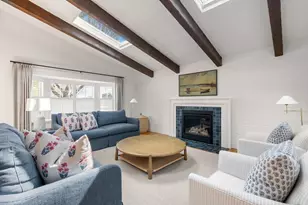 256 Robbins St, Milton, MA 02186 - Photo 6