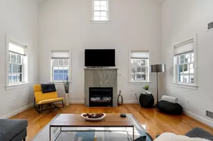 25 Clyde St, Somerville, MA 02145 - Photo 2