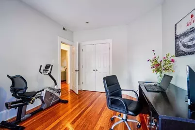 7 Treadway Rd #1, Boston, MA 02125 - Photo 6