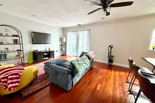 94 Florida St, Boston, MA 02124 - Photo 12