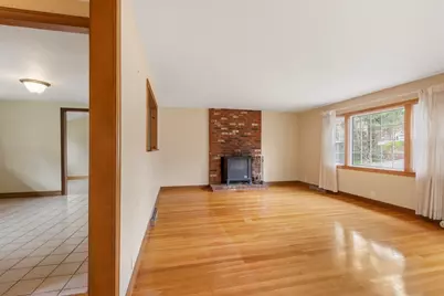 118 County St, Lakeville, MA 02347 - Photo 10