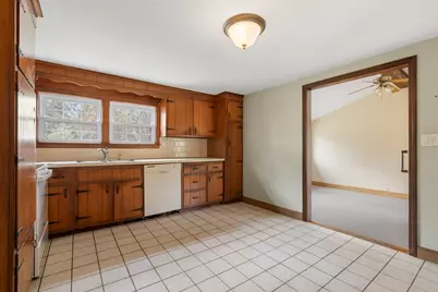 118 County St, Lakeville, MA 02347 - Photo 6