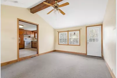 118 County St, Lakeville, MA 02347 - Photo 4