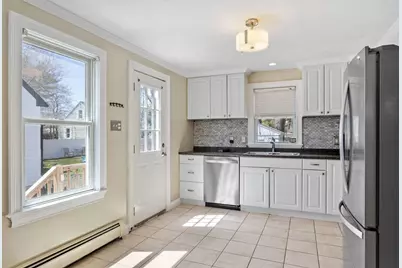 90 Hathaway St, Wareham, MA 02571 - Photo 10