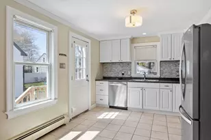 90 Hathaway St, Wareham, MA 02571 - Photo 10