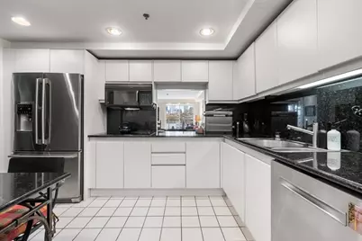 75-83 Cambridge Parkway #203, Cambridge, MA 02142 - Photo 10