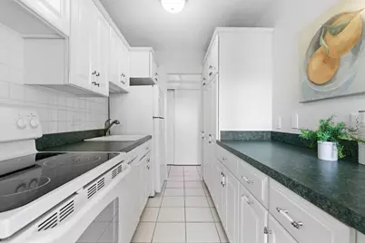 123 Sewall Ave #3A, Brookline, MA 02446 - Photo 10