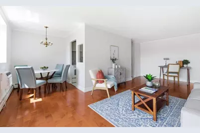 123 Sewall Ave #3A, Brookline, MA 02446 - Photo 6