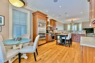 61 M, Boston, MA 02127 - Photo 1