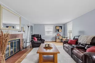186 W Harvard St, Brockton, MA 02301 - Photo 6
