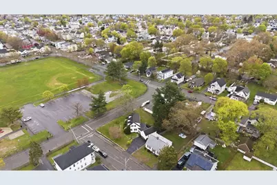 186 W Harvard St, Brockton, MA 02301 - Photo 20
