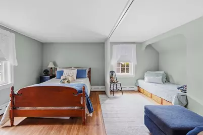 186 W Harvard St, Brockton, MA 02301 - Photo 14