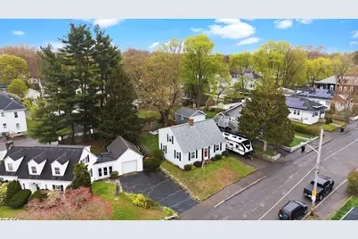 186 W Harvard St, Brockton, MA 02301 - Photo 18