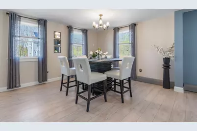 185 Eighteenth St, Lowell, MA 01850 - Photo 8