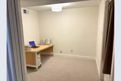 875 E Broadway #1, Boston, MA 02127 - Photo 8